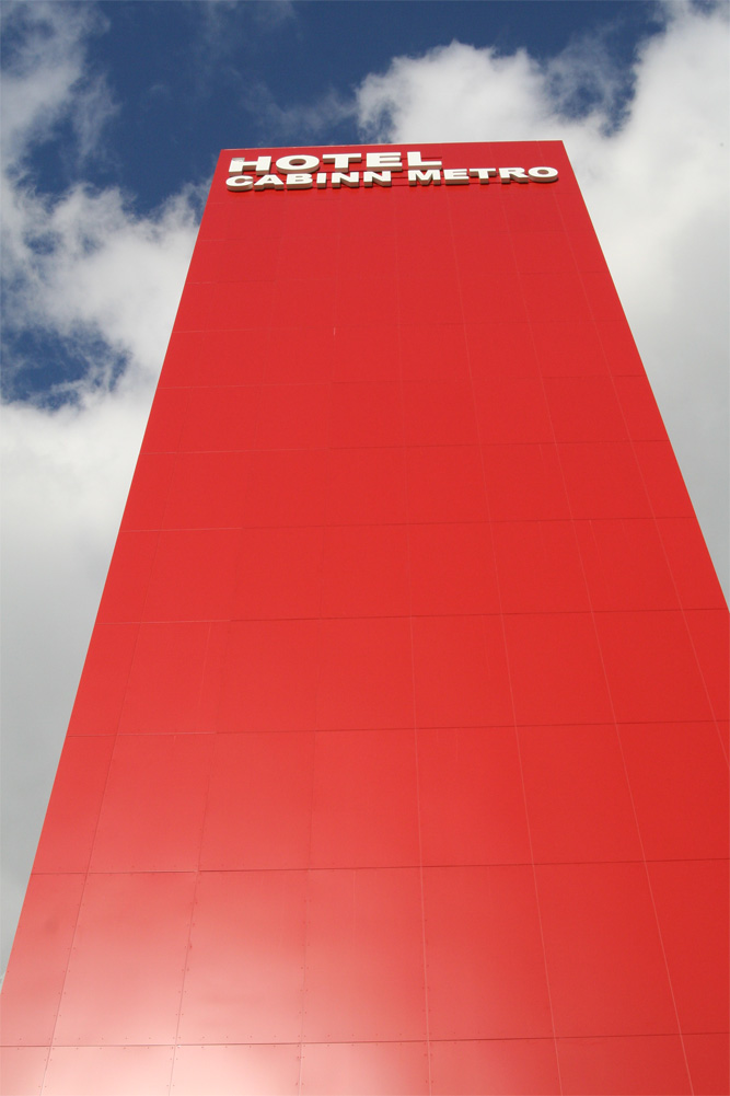 Building cladded with Alucobond