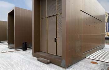 Facades on pavilions on Kvæsthusbroen